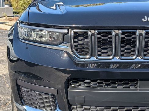 New 2026 Jeep Grand Cherokee L Laredo AWD/4WD image 10