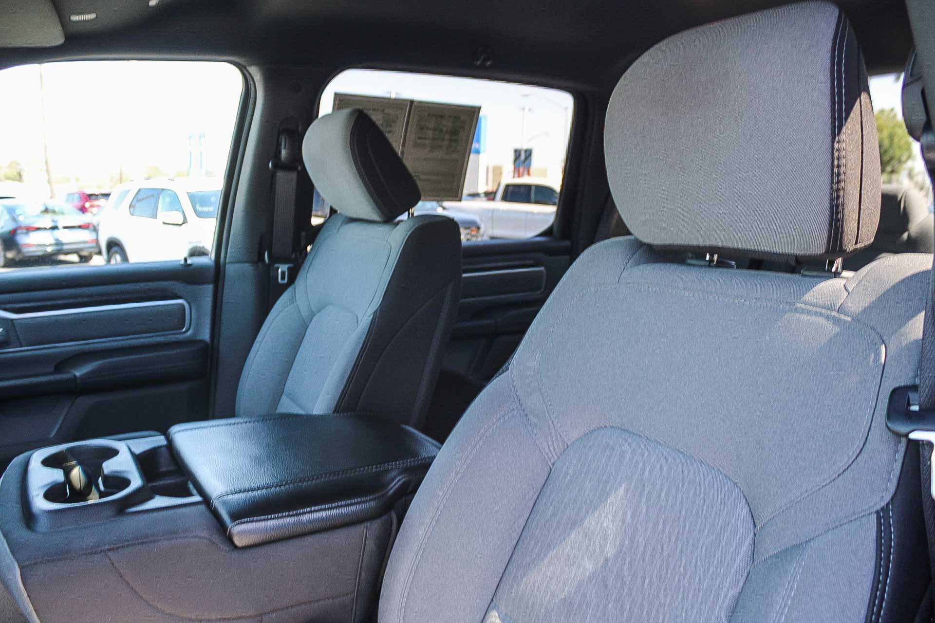 Used 2022 RAM 1500 Big Horn AWD/4WD image 24