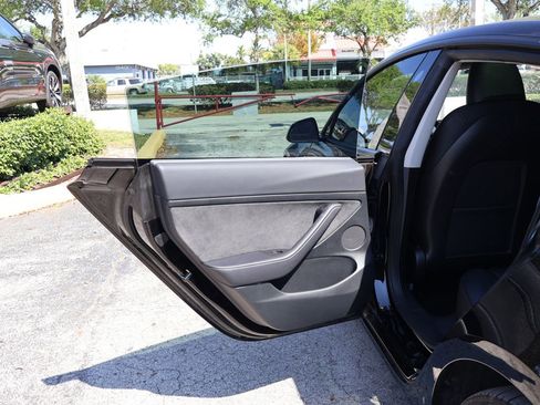 Used 2023 Tesla Model 3 Performance AWD/4WD image 25