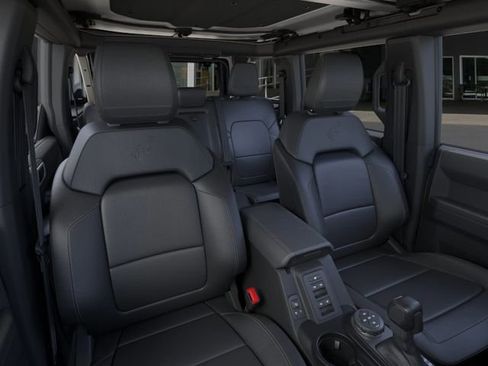 New 2025 Ford Bronco Badlands AWD/4WD image 10