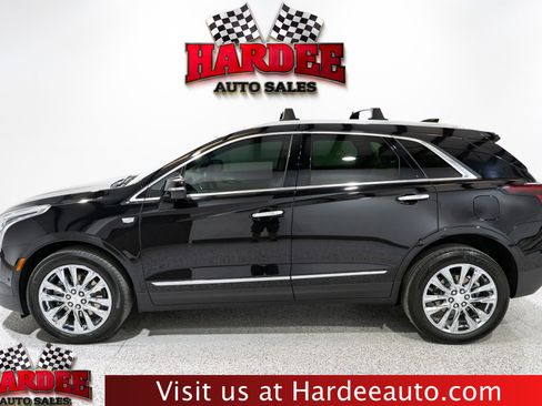 Used 2021 Cadillac XT5 Premium Luxury AWD/4WD image 1