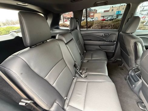 Used 2023 Honda Passport EX-L image 37