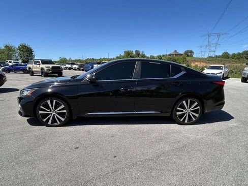 Used 2020 Nissan Altima 2.5 SR FWD image 6