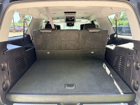 Used 2015 GMC Yukon XL Denali w/ Open Road Package RWD image 17