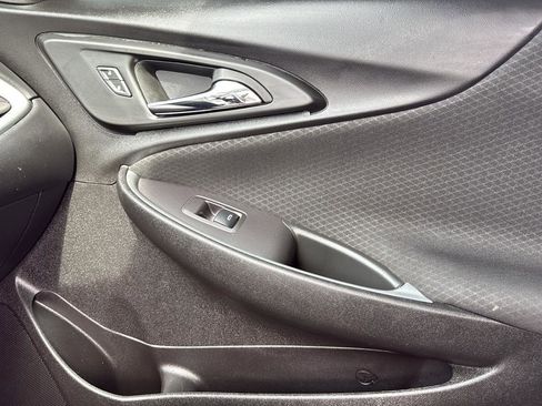 Used 2024 Chevrolet Malibu LS image 24