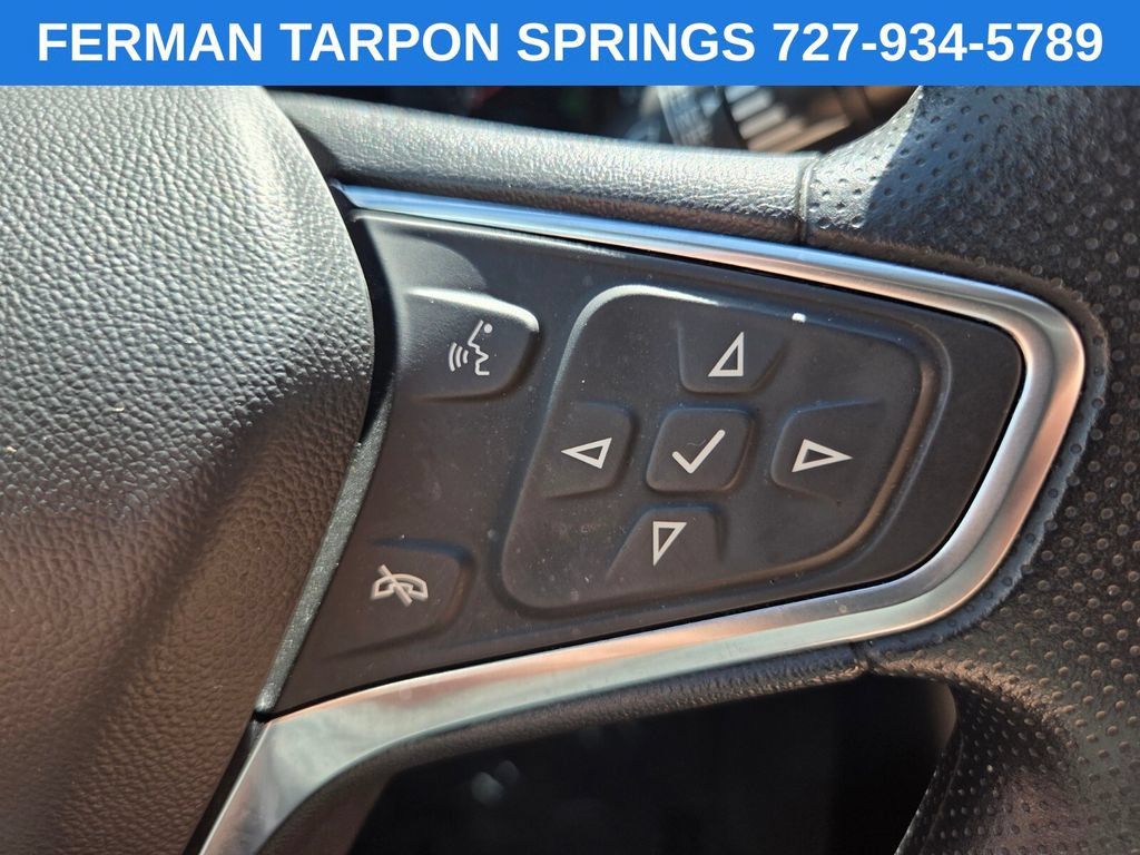 Used 2025 Chevrolet Malibu LT FWD image 32