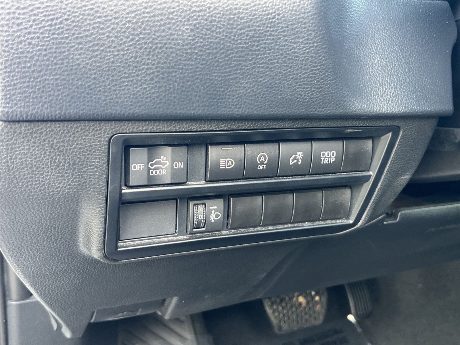 Used 2023 Toyota Tundra SR AWD/4WD image 30