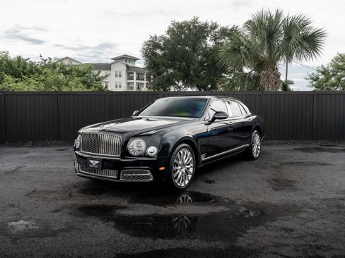 Used 2017 Bentley Mulsanne RWD image 8