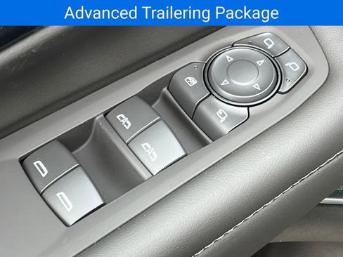 New 2026 Chevrolet Suburban LT w/ Comfort Package AWD/4WD image 19
