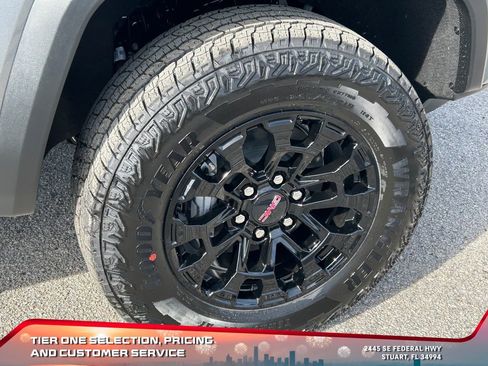 New 2026 GMC Canyon Elevation w/ Convenience Package image 22