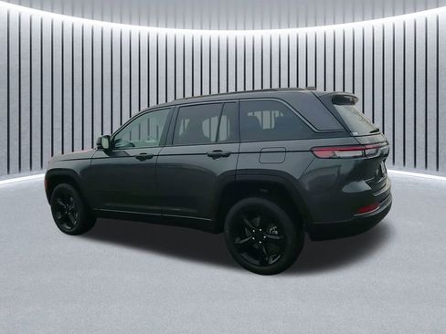 New 2026 Jeep Grand Cherokee Limited w/ Limited Altitude Package image 15