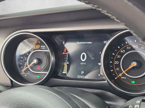 Used 2023 Jeep Wrangler Sport AWD/4WD image 13