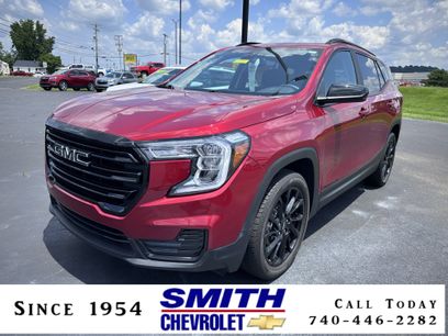 Used 2023 GMC Terrain SLE w/ Driver Convenience Package