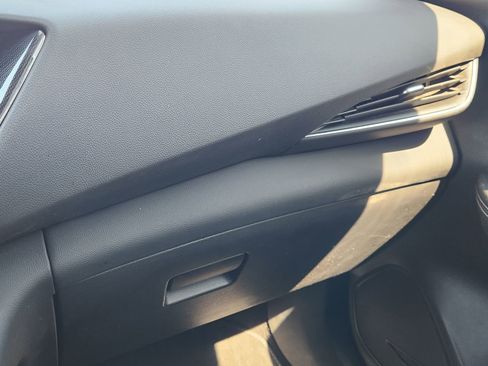 Used 2023 Buick Envision Essence FWD image 23