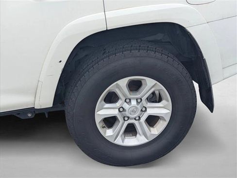Used 2018 Toyota 4Runner SR5 RWD image 21