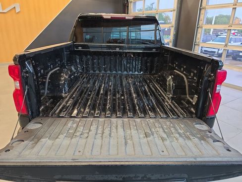 Used 2021 Chevrolet Silverado 1500 Custom RWD image 30