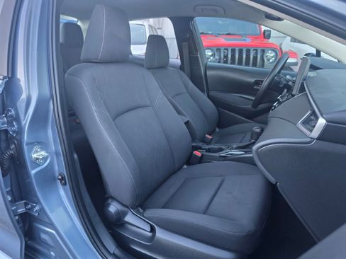Used 2023 Toyota Corolla LE image 28
