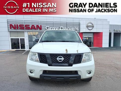 Used 2018 Nissan Frontier SV w/ Value Truck Package image 2