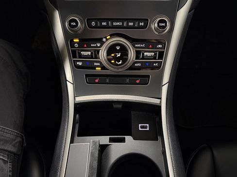 Used 2019 Lincoln MKZ Reserve image 14