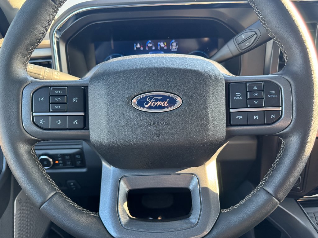 Used 2026 Ford F350 Lariat w/ Chrome Package AWD/4WD image 31
