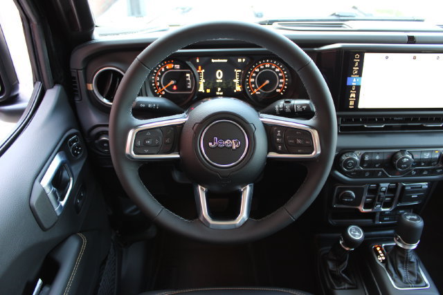 New 2026 Jeep Wrangler Unlimited Sahara AWD/4WD image 21