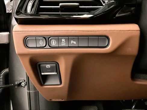 Used 2025 Acura MDX FWD w/ Technology Package image 39