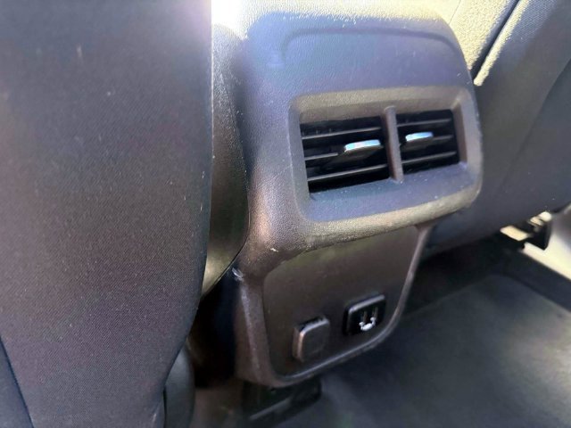 Used 2018 Chevrolet Equinox LT w/ LT True North Edition AWD/4WD image 14
