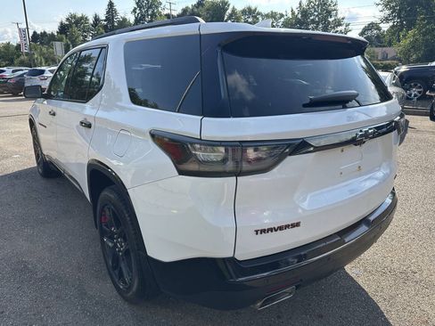 Used 2018 Chevrolet Traverse Premier w/ Redline Edition AWD/4WD image 4