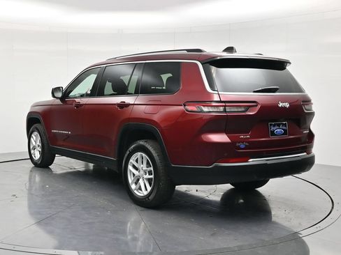 Used 2023 Jeep Grand Cherokee L Laredo w/ Luxury Tech Group I AWD/4WD image 7