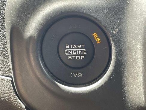 Used 2020 Jeep Gladiator Rubicon AWD/4WD image 20