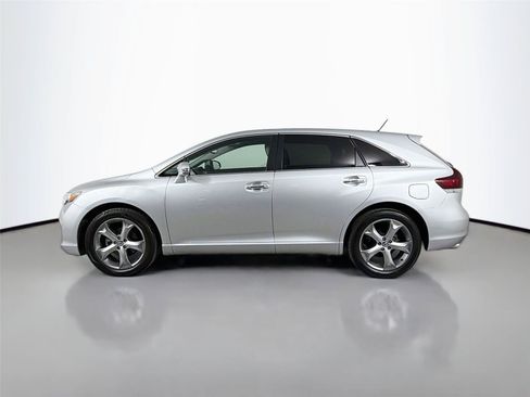 Used 2013 Toyota Venza Limited w/ Tow Prep Pkg AWD/4WD image 8