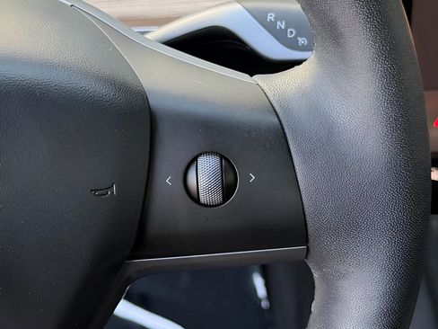 Used 2023 Tesla Model 3 Standard Range RWD image 38