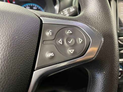 Used 2020 Chevrolet Traverse LS image 29