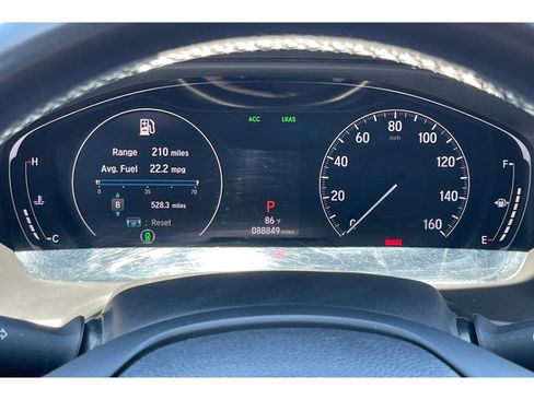 Used 2018 Honda Accord Touring image 38