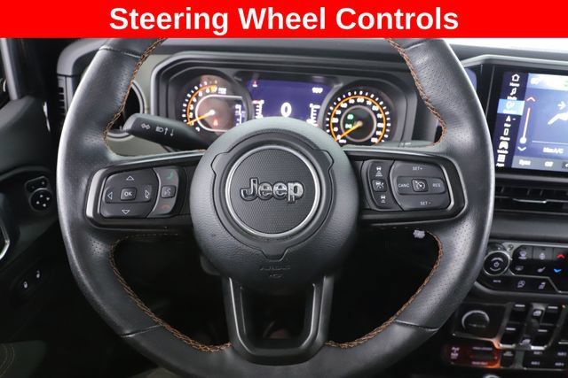 Used 2024 Jeep Gladiator Mojave AWD/4WD image 21