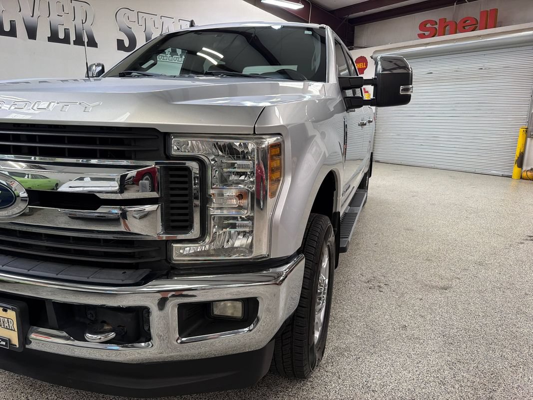 Used 2019 Ford F250 XLT w/ XLT Premium Package AWD/4WD image 13