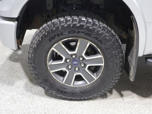 Used 2016 Ford F150 XLT w/ Equipment Group 302A Luxury AWD/4WD image 10