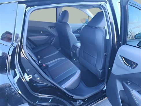 Certified 2025 Subaru Crosstrek 2.5i Limited w/ Popular Package #4A image 10