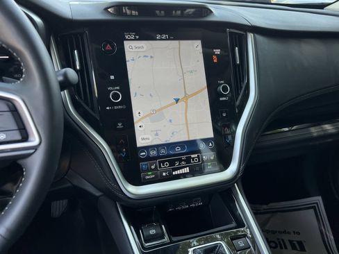 Used 2025 Subaru Outback Touring XT AWD/4WD image 14