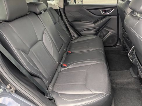 Used 2019 Subaru Forester Limited AWD/4WD image 18