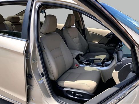 Used 2014 Honda Accord EX-L image 9