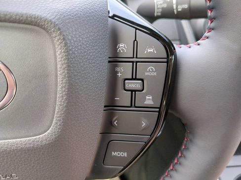 New 2026 Toyota Prius Plug-In Hybrid FWD image 25