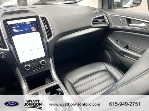 Certified 2022 Ford Edge SEL w/ Convenience Package AWD/4WD image 15