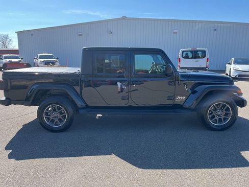 Used 2021 Jeep Gladiator Overland w/ Popular Equipment Package AWD/4WD image 8