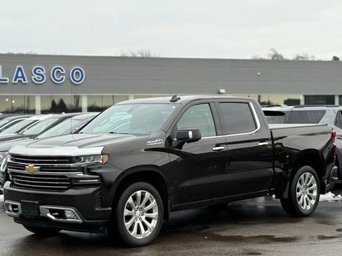 Used 2019 Chevrolet Silverado 1500 High Country w/ Technology Package image 37