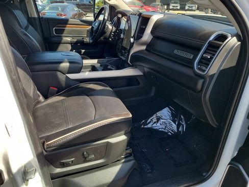 Used 2024 RAM 2500 Laramie AWD/4WD image 16