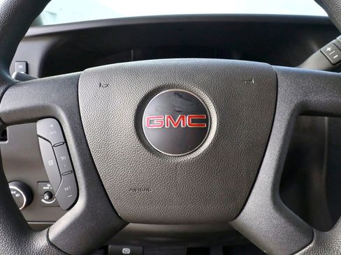 New 2025 GMC Savana 3500 w/ Power Convenience Package image 31