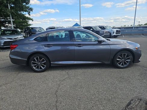 Used 2021 Honda Accord EX-L image 6