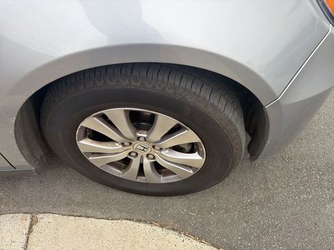 Used 2016 Honda Odyssey SE image 11