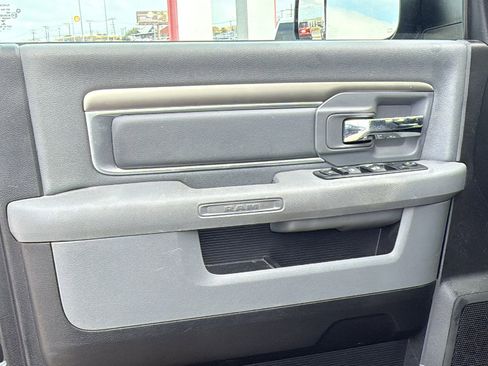 Used 2015 RAM 1500 Lone Star image 11